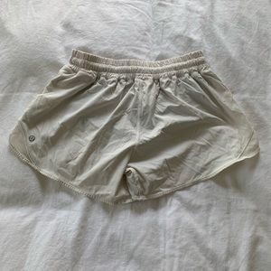 Lululemon Hotty Hot Shorts—3”